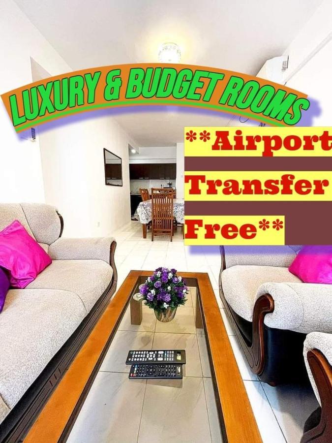 Qiqi Airport Villa 카투나야크 외부 사진